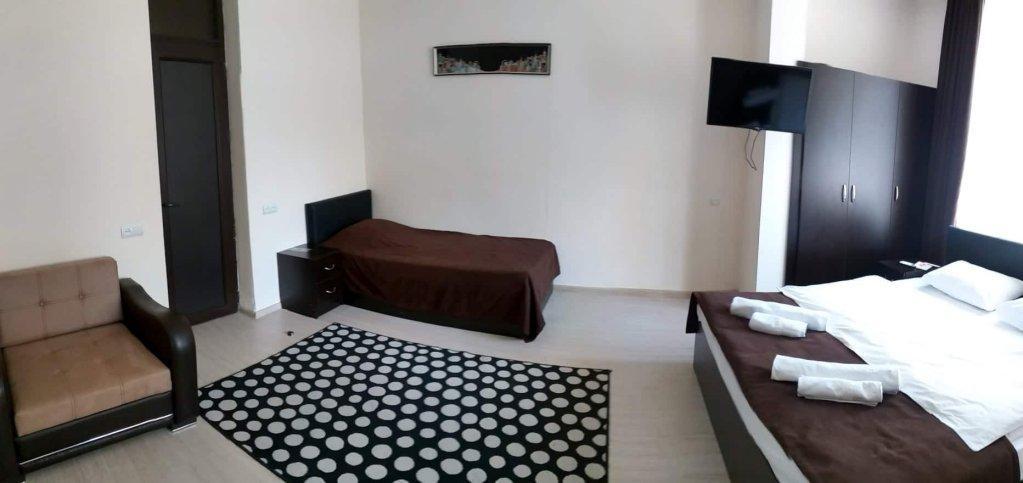 Merien Hotel يريفان المظهر الخارجي الصورة