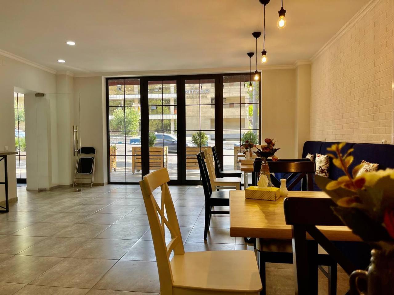 Merien Hotel يريفان المظهر الخارجي الصورة