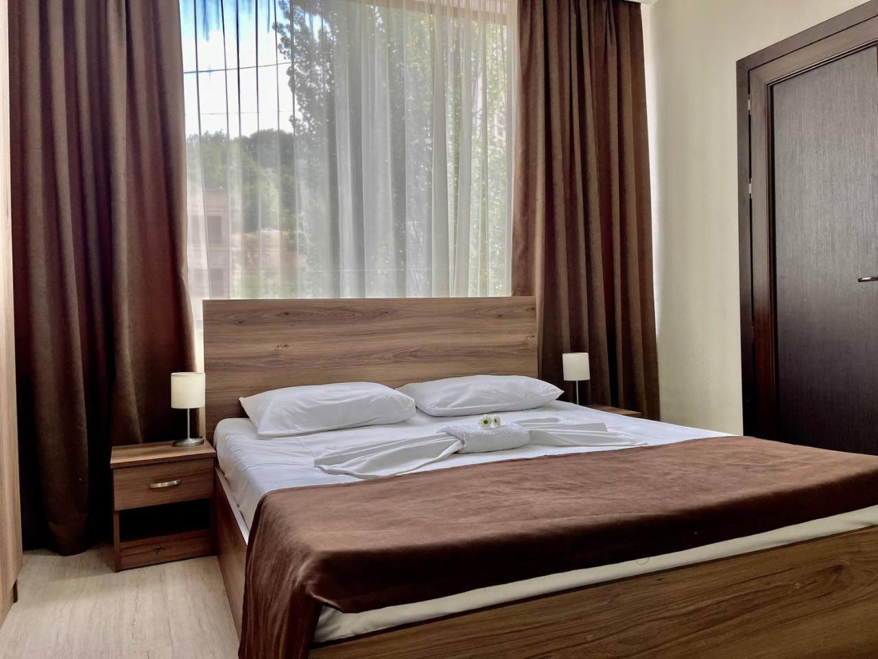 Merien Hotel يريفان المظهر الخارجي الصورة
