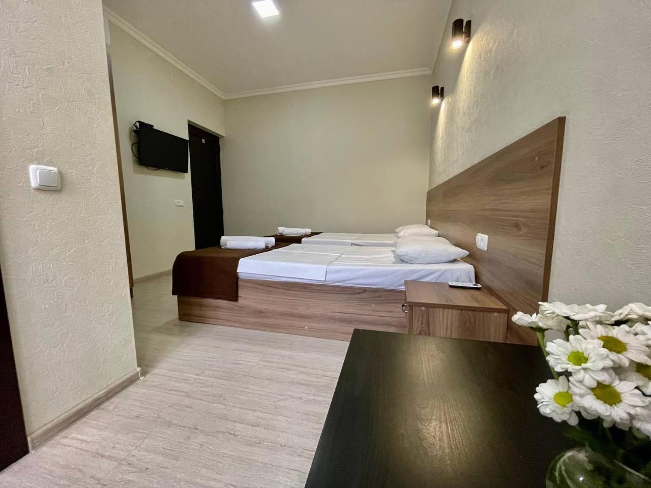 Merien Hotel يريفان المظهر الخارجي الصورة